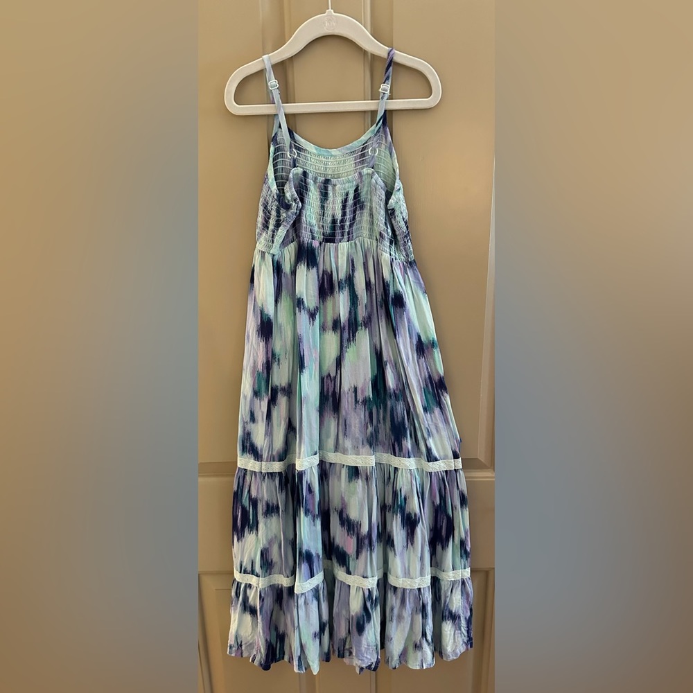 Spring dress - Picture 3 of 3